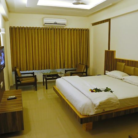 Hotel Sivaranjani เอโรด ภายนอก รูปภาพ