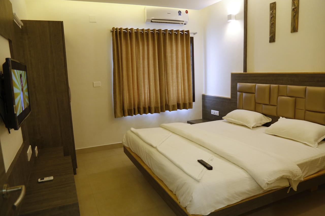 Hotel Sivaranjani เอโรด ภายนอก รูปภาพ