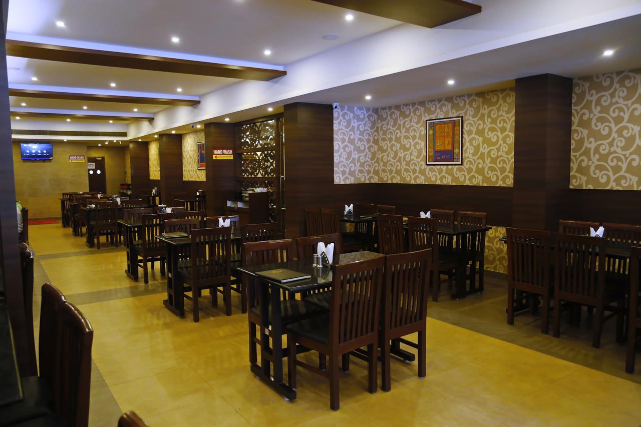 Hotel Sivaranjani เอโรด ภายนอก รูปภาพ