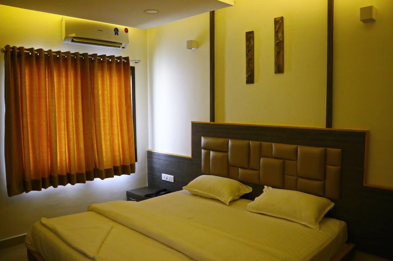 Hotel Sivaranjani เอโรด ภายนอก รูปภาพ