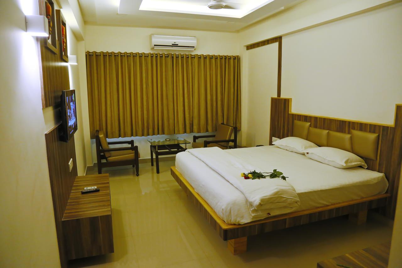 Hotel Sivaranjani เอโรด ภายนอก รูปภาพ