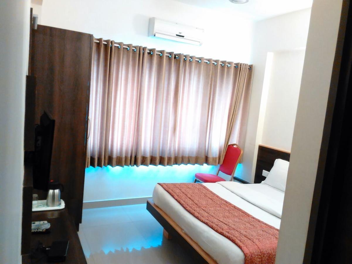 Hotel Sivaranjani เอโรด ภายนอก รูปภาพ