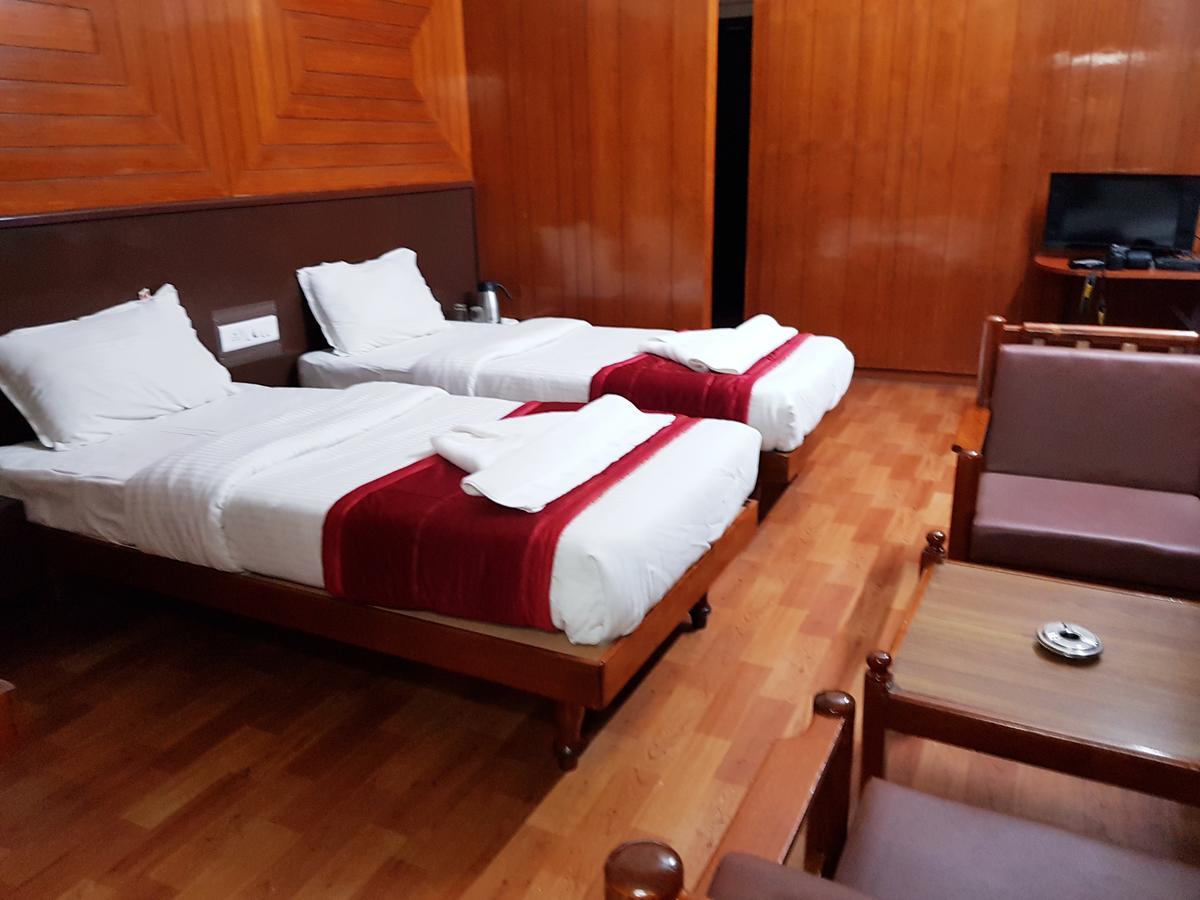 Hotel Sivaranjani เอโรด ภายนอก รูปภาพ